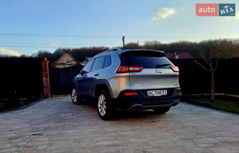 Позашляховик / Кросовер Jeep Cherokee 2016 в Жовкві фото 25 Позашляховик / Кросовер Jeep Cherokee 2016 в Жовкві