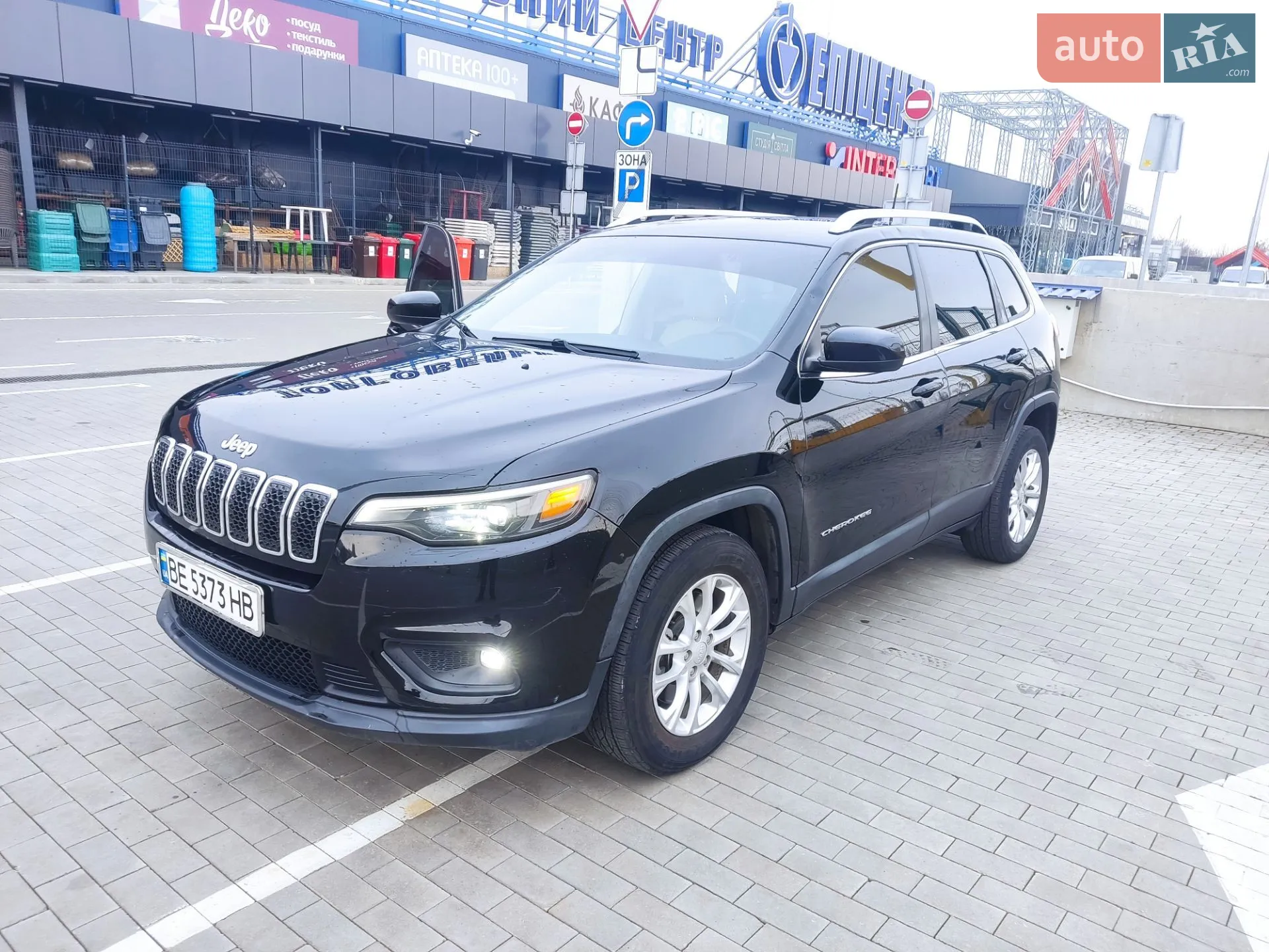 2018 Jeep Cherokee - фото 1
