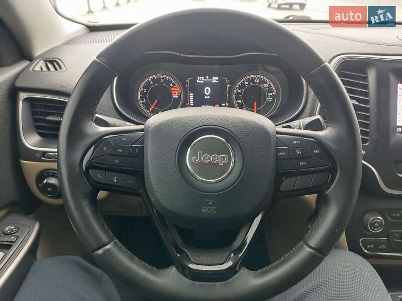 Позашляховик / Кросовер Jeep Cherokee 2018 в Первомайську