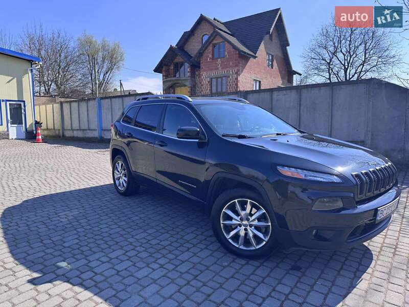 Внедорожник / Кроссовер Jeep Cherokee 2015 в Львове