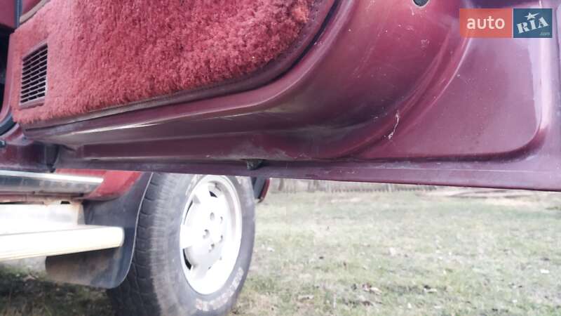 Внедорожник / Кроссовер Jeep Cherokee 1988 в Бережанах