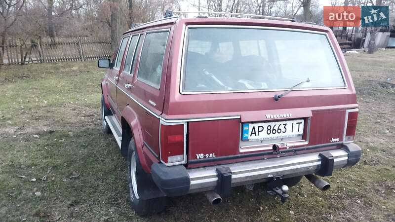 Внедорожник / Кроссовер Jeep Cherokee 1988 в Бережанах