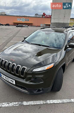 Внедорожник / Кроссовер Jeep Cherokee 2016 в 