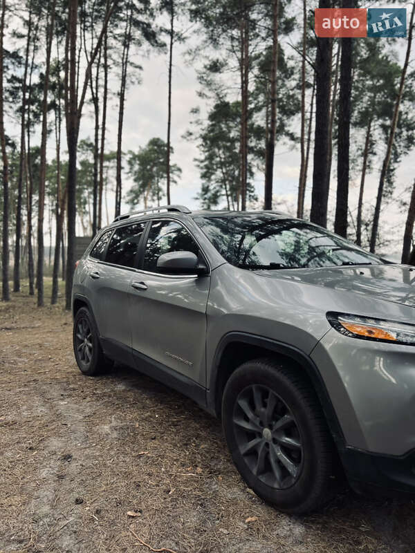 Позашляховик / Кросовер Jeep Cherokee 2015 в Рівному фото 5 Позашляховик / Кросовер Jeep Cherokee 2015 в Рівному