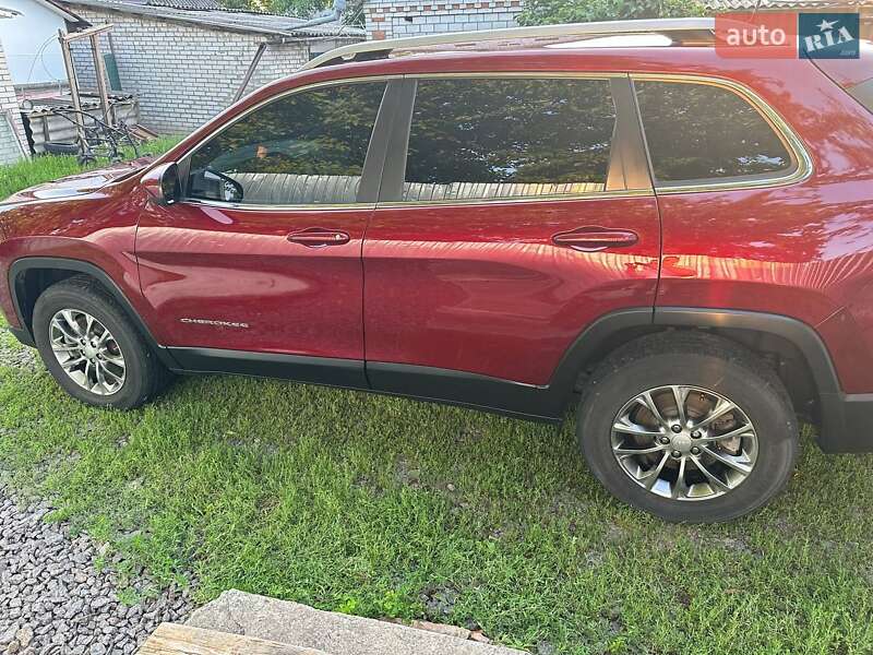 Внедорожник / Кроссовер Jeep Cherokee 2018 в Чечельнике фото 5 Внедорожник / Кроссовер Jeep Cherokee 2018 в Чечельнике