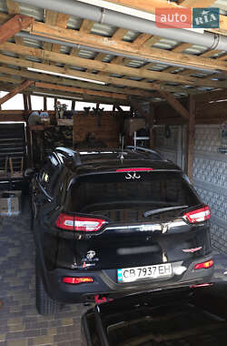 Внедорожник / Кроссовер Jeep Cherokee 2016 в Чернигове