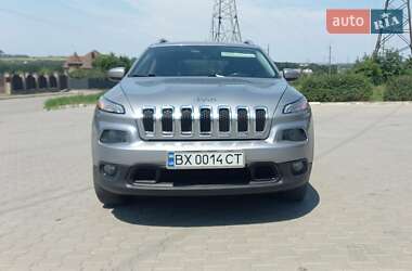 Внедорожник / Кроссовер Jeep Cherokee 2015 в 
