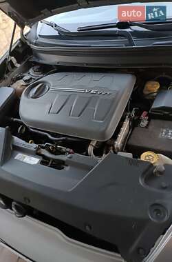 Внедорожник / Кроссовер Jeep Cherokee 2015 в 