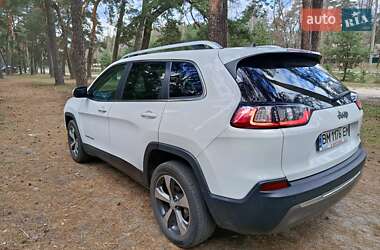 Позашляховик / Кросовер Jeep Cherokee 2018 в 