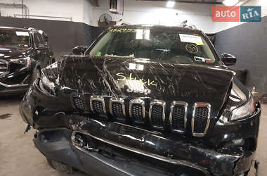 Внедорожник / Кроссовер Jeep Cherokee 2017 в 