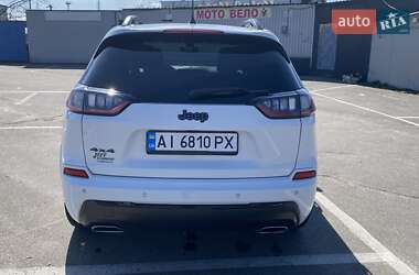 Позашляховик / Кросовер Jeep Cherokee 2020 в 