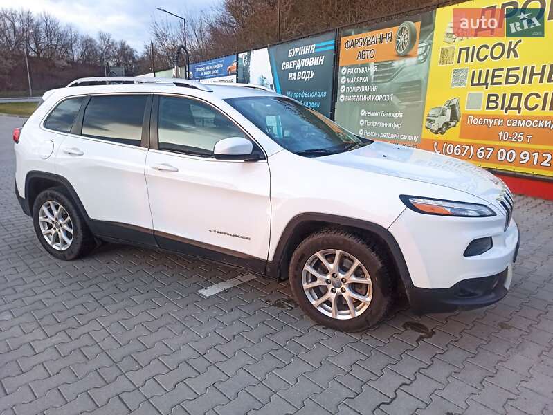 Внедорожник / Кроссовер Jeep Cherokee 2016 в Тернополе
