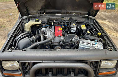 Внедорожник / Кроссовер Jeep Cherokee 1999 в 