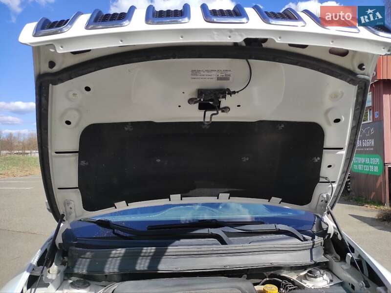 Позашляховик / Кросовер Jeep Cherokee 2014 в Києві