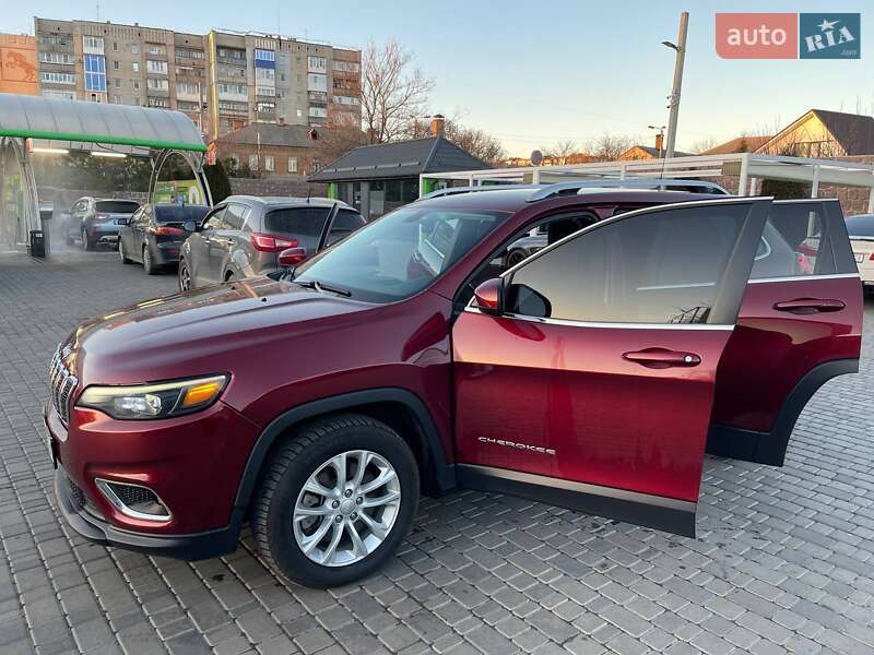 Внедорожник / Кроссовер Jeep Cherokee 2019 в Кропивницком