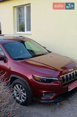 Внедорожник / Кроссовер Jeep Cherokee 2018 в 