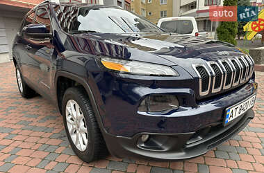 Внедорожник / Кроссовер Jeep Cherokee 2015 в 