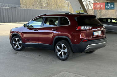 Позашляховик / Кросовер Jeep Cherokee 2019 в 