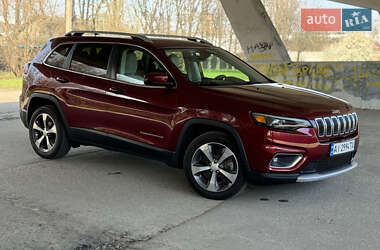 Позашляховик / Кросовер Jeep Cherokee 2019 в 