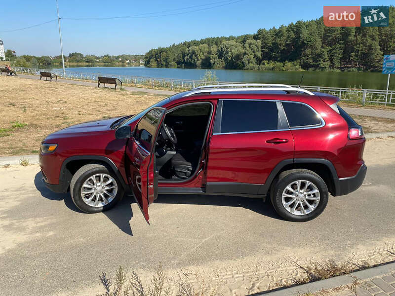 Внедорожник / Кроссовер Jeep Cherokee 2018 в Киеве
