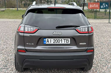 Внедорожник / Кроссовер Jeep Cherokee 2018 в 