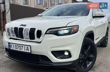 Внедорожник / Кроссовер Jeep Cherokee 2018 в 