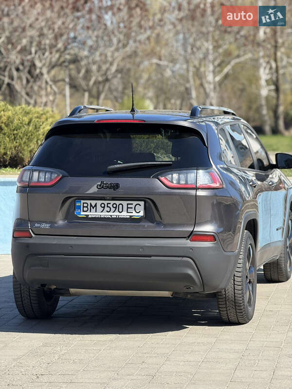 Внедорожник / Кроссовер Jeep Cherokee 2019 в Сумах