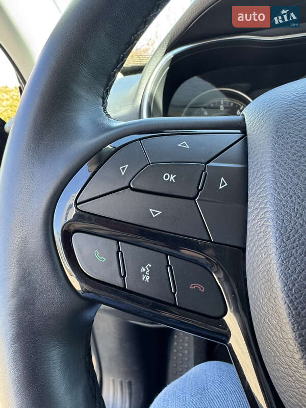 Внедорожник / Кроссовер Jeep Cherokee 2019 в Сумах