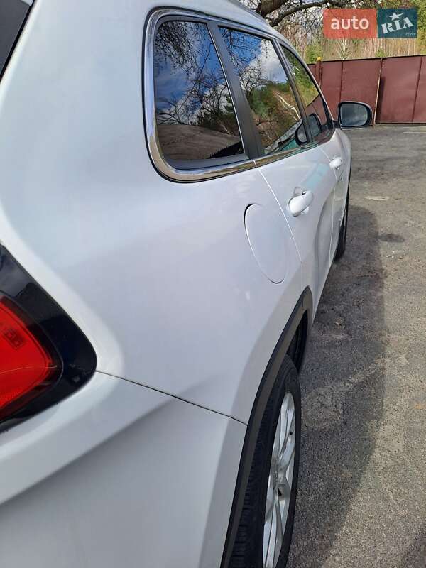 Позашляховик / Кросовер Jeep Cherokee 2017 в Києві