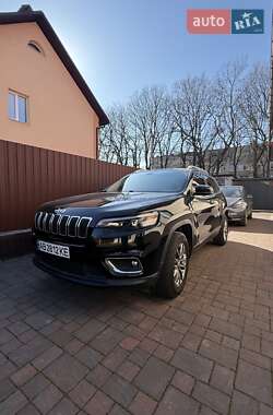 Внедорожник / Кроссовер Jeep Cherokee 2018 в 