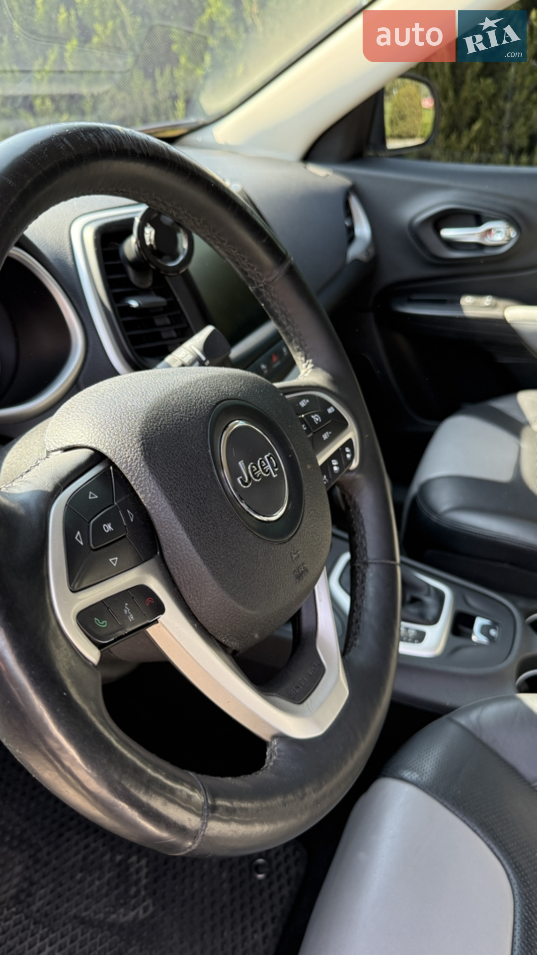2014 Jeep Cherokee - мініатюра 16