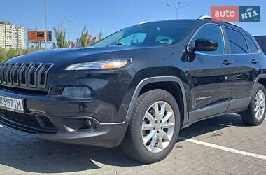 Внедорожник / Кроссовер Jeep Cherokee 2016 в Киеве