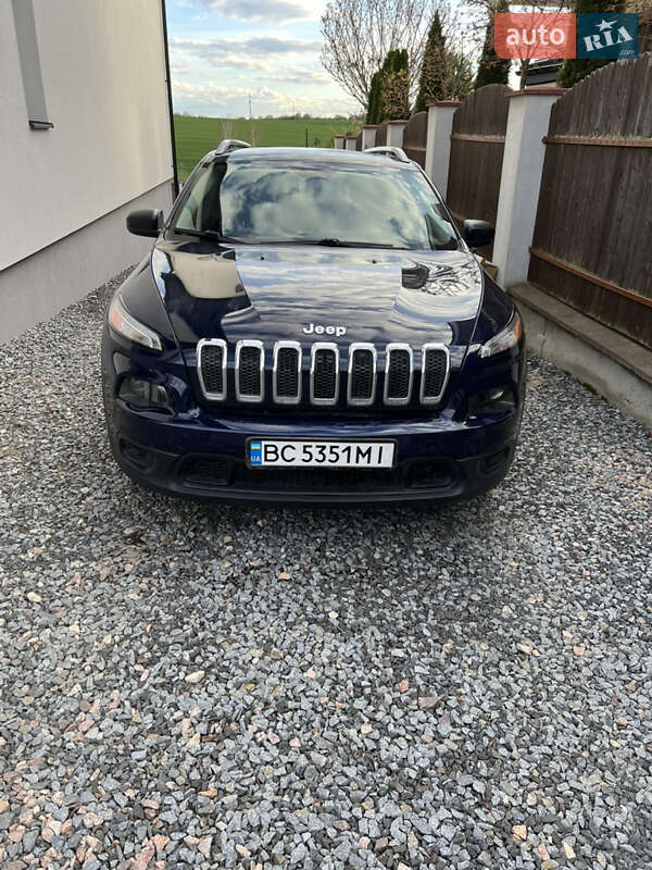 Позашляховик / Кросовер Jeep Cherokee 2014 в Львові