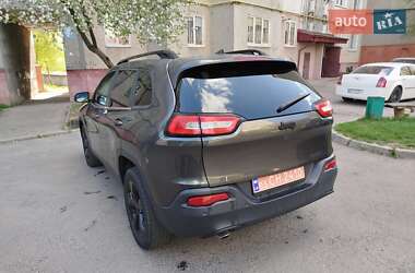 Внедорожник / Кроссовер Jeep Cherokee 2016 в Ровно