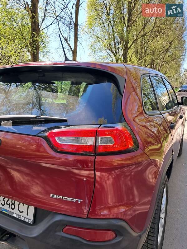 Позашляховик / Кросовер Jeep Cherokee 2014 в Тернополі