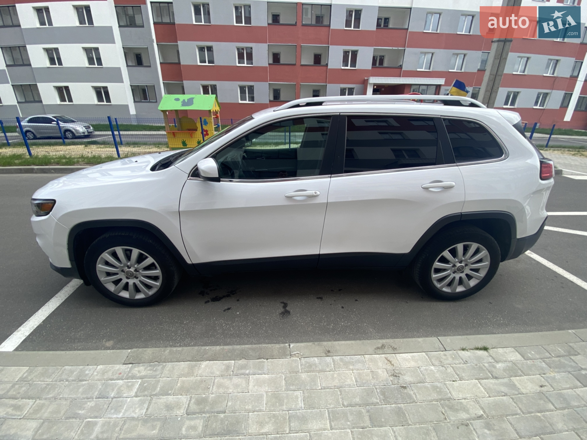 2019 Jeep Cherokee - мініатюра 5