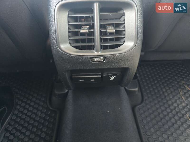 Внедорожник / Кроссовер Jeep Cherokee 2019 в Запорожье фото 13 Внедорожник / Кроссовер Jeep Cherokee 2019 в Запорожье