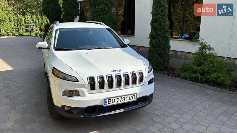 Внедорожник / Кроссовер Jeep Cherokee 2016 в Тернополе