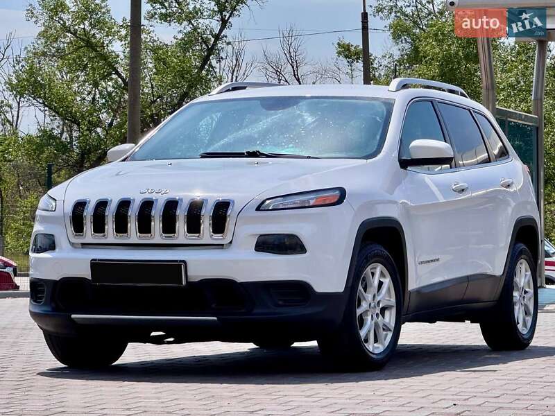 Внедорожник / Кроссовер Jeep Cherokee 2017 в Запорожье