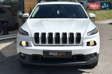 Позашляховик / Кросовер Jeep Cherokee 2015 в 