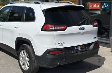 Позашляховик / Кросовер Jeep Cherokee 2015 в 
