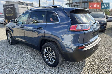 Позашляховик / Кросовер Jeep Cherokee 2019 в 