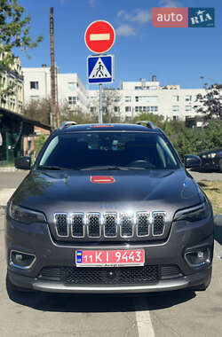 Позашляховик / Кросовер Jeep Cherokee 2021 в 