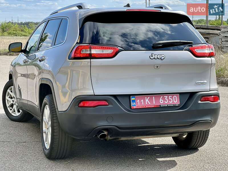 Внедорожник / Кроссовер Jeep Cherokee 2017 в Горишних Плавнях