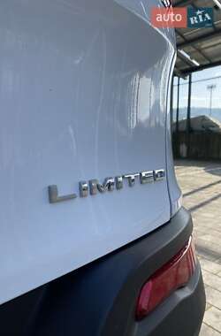 Позашляховик / Кросовер Jeep Cherokee 2015 в Львові