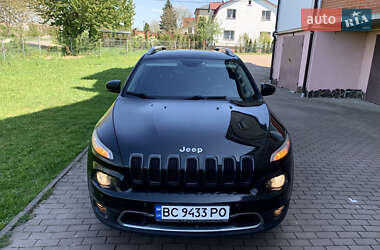 Позашляховик / Кросовер Jeep Cherokee 2016 в 