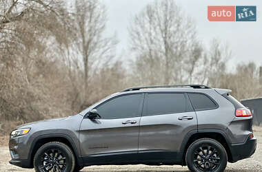 Позашляховик / Кросовер Jeep Cherokee 2018 в 