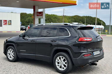 Внедорожник / Кроссовер Jeep Cherokee 2015 в 