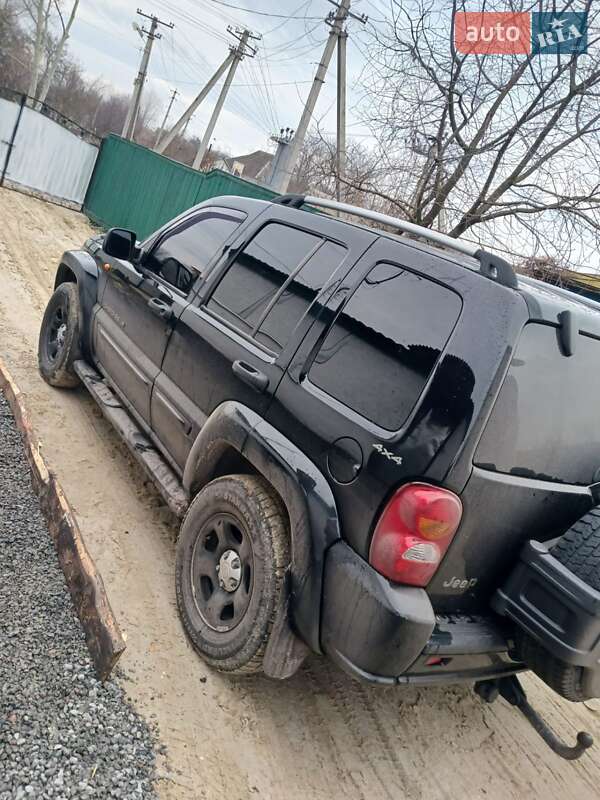 Позашляховик / Кросовер Jeep Cherokee 2002 в Котельві