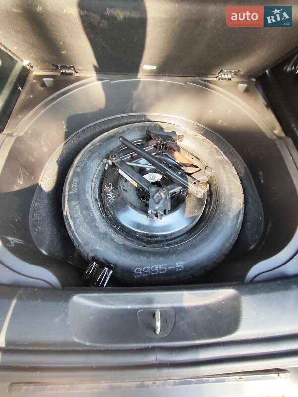 Внедорожник / Кроссовер Jeep Cherokee 2017 в Козове